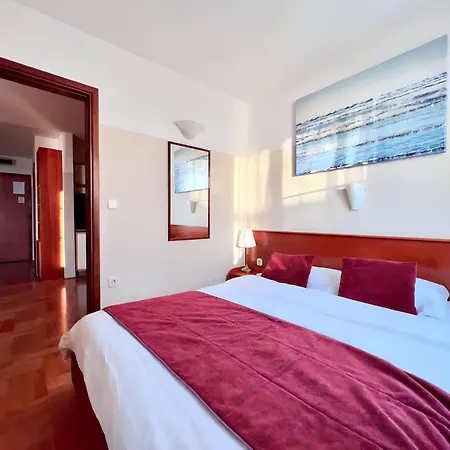Apartment Valdepian *